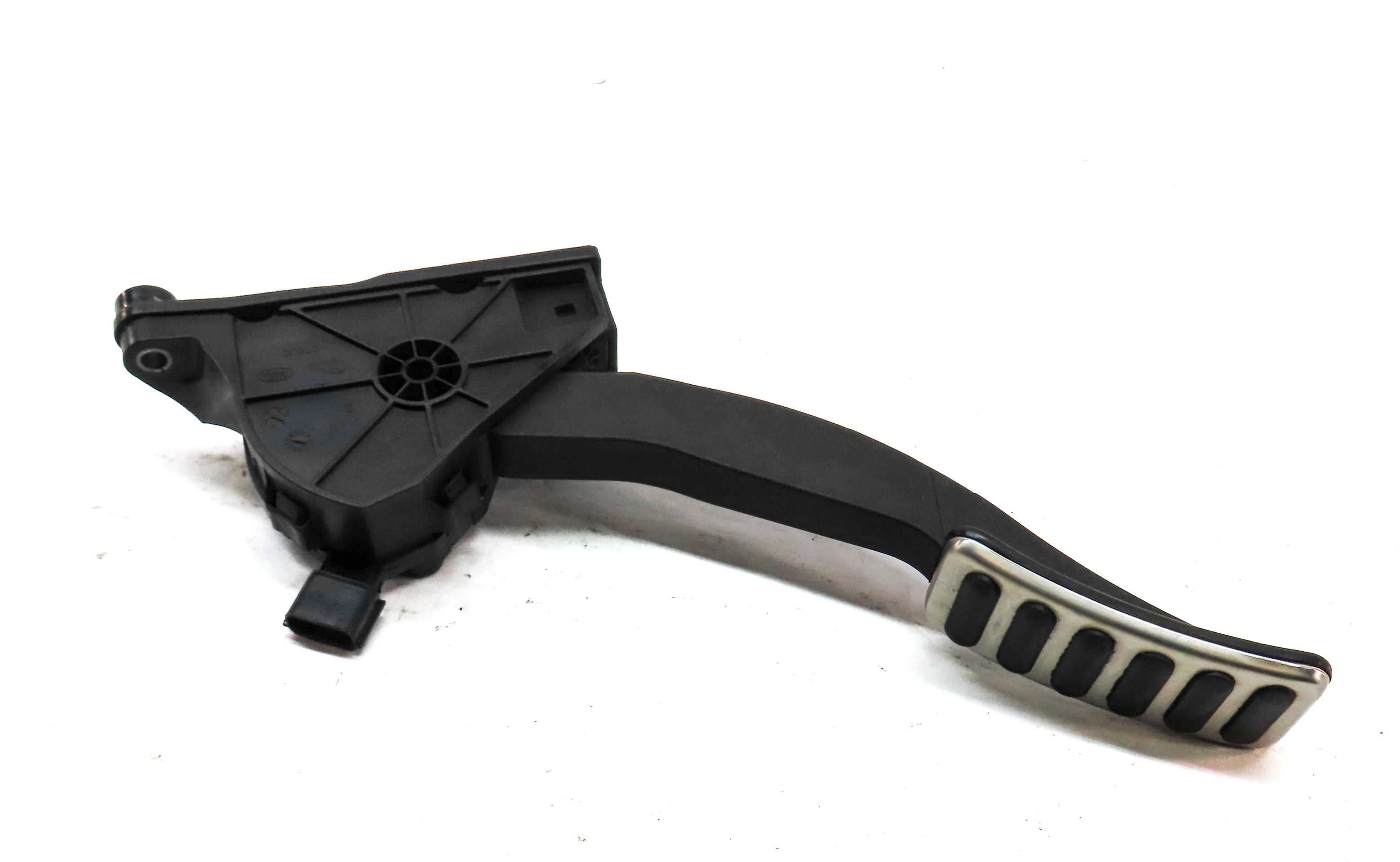 2016 LAND RANGE ROVER (L405) FRONT DRIVER GAS ACCELERATOR PEDAL — exact item pictured